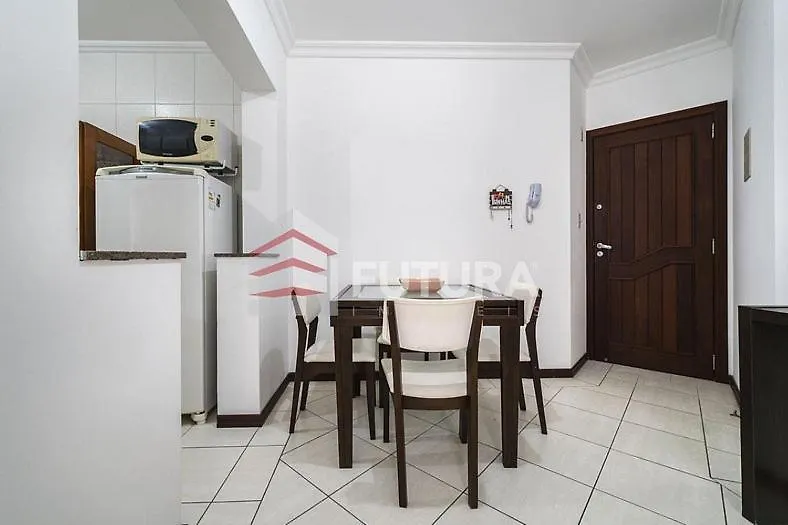 Aconchegante Apartamento 2 Dormitorios A 30 Metros Da Praia La001E Bombinhas 0*,  Brazil